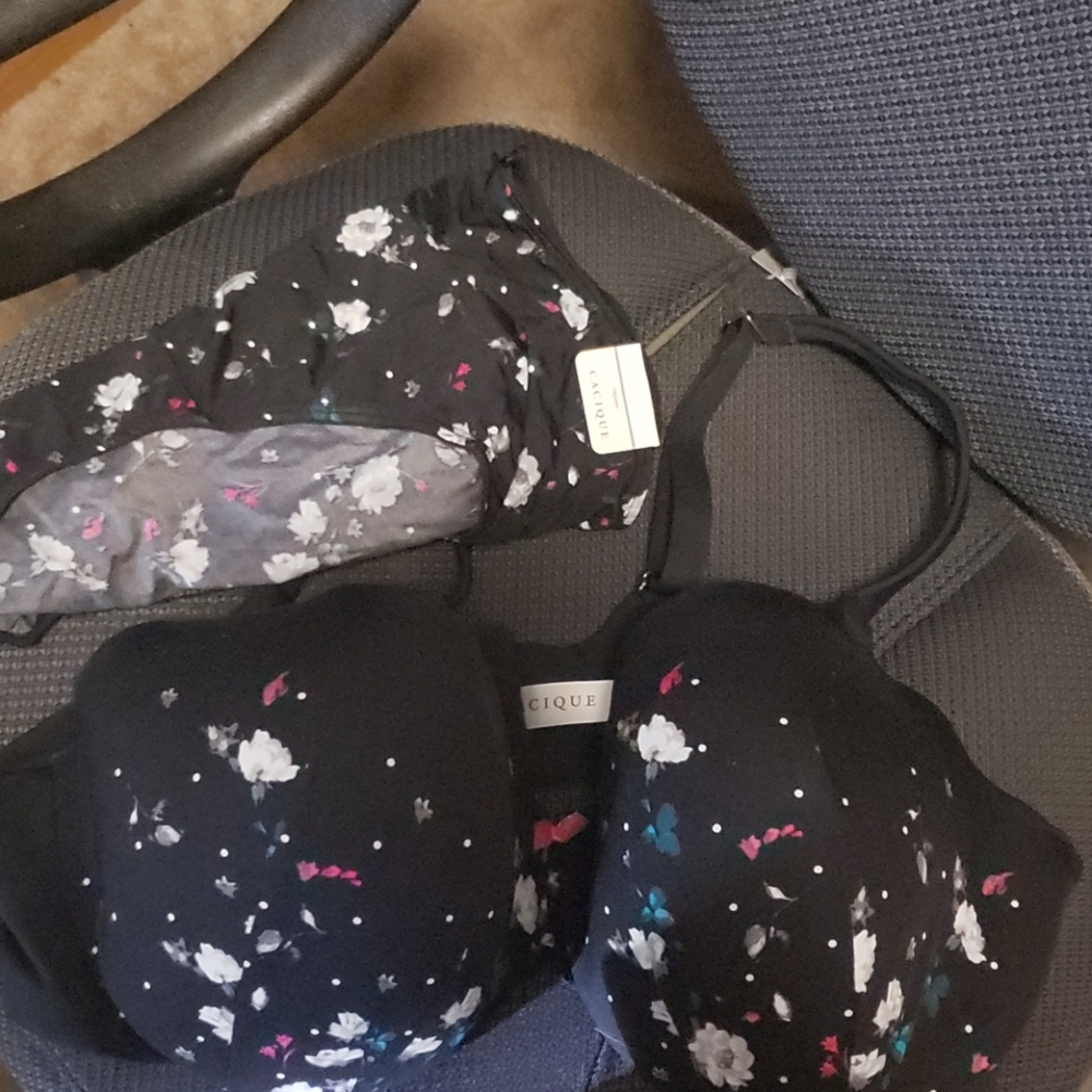 Bra and panty set